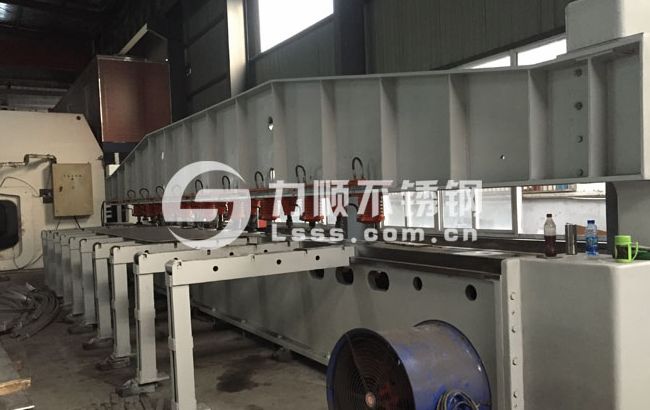 冷作车间 - 江南·官方端网站登录入口