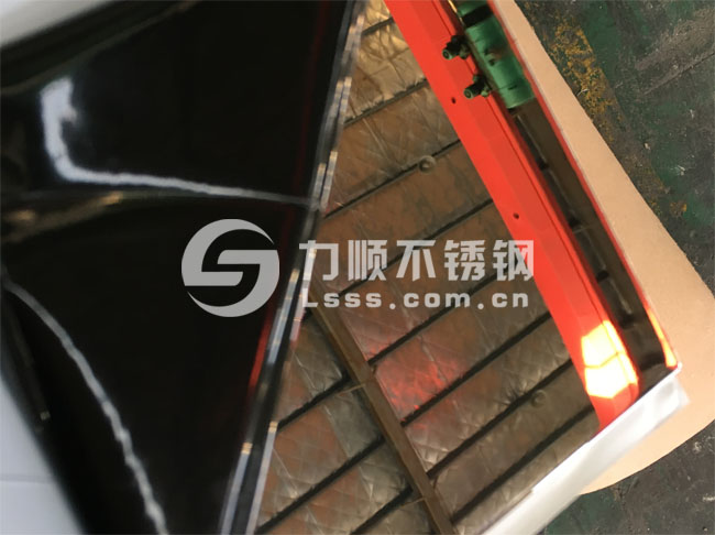 无锡不锈钢镜面板_1米宽_0.