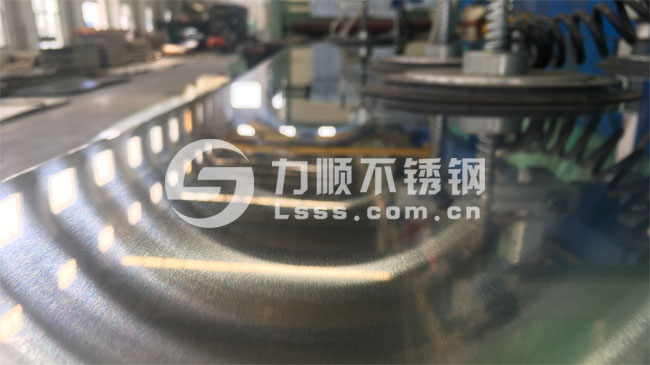 热轧江南(中国)油磨拉丝效果图